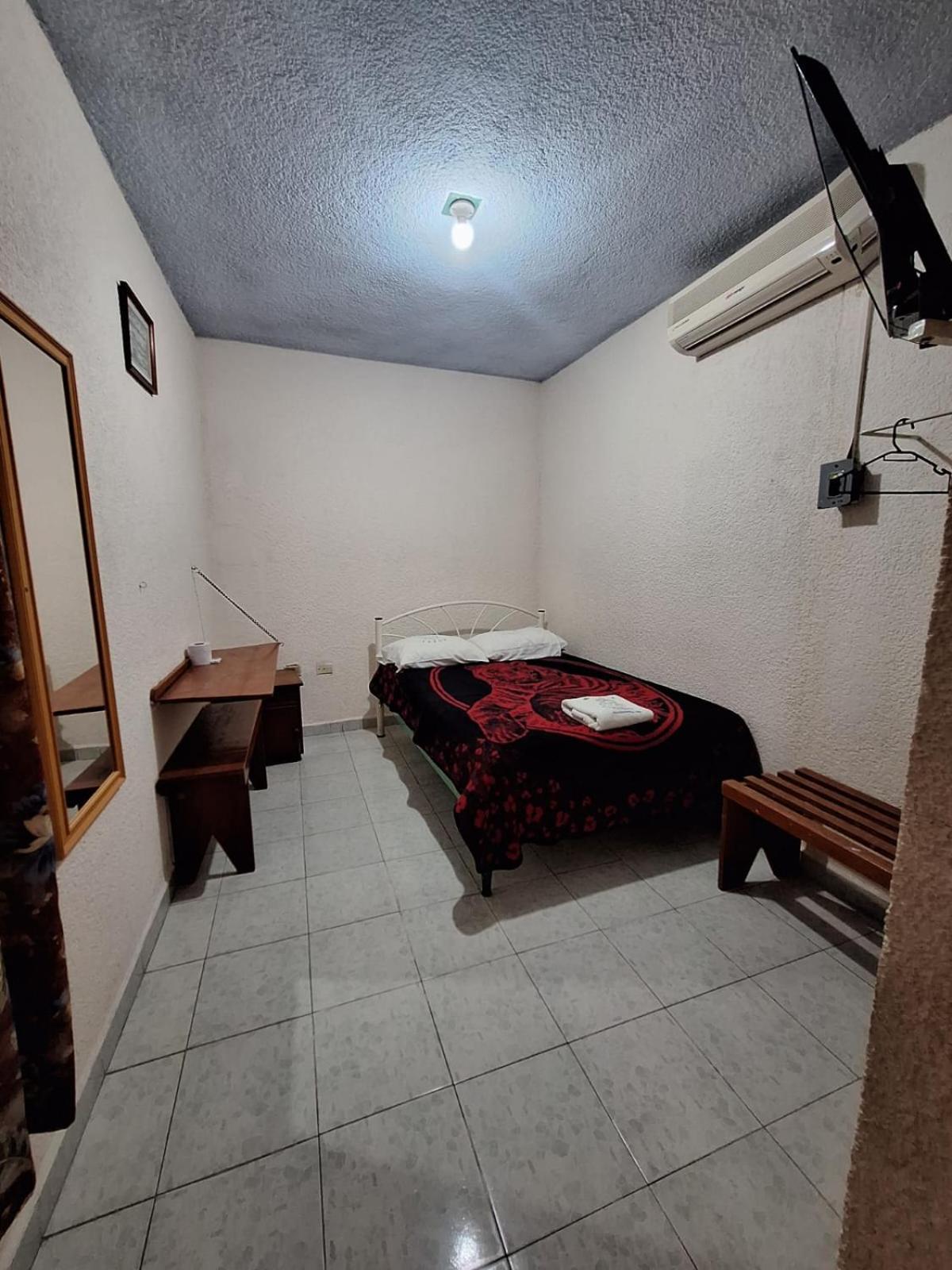Hotel Carmelitas 42 Villahermosa Dış mekan fotoğraf
